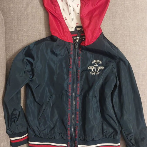 Alouette children's jacket like new, size 4, with hood