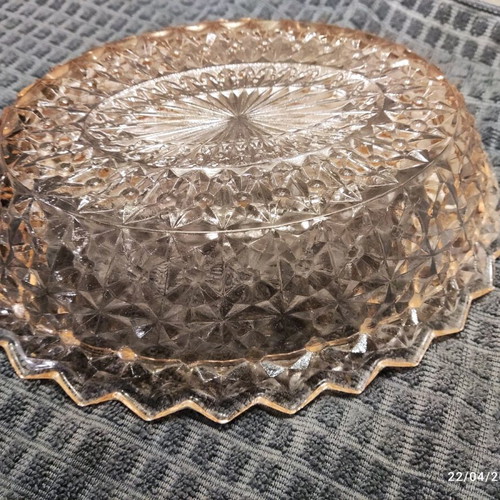 Oval pink glass bowl Jannette Glass Co 1940 like new