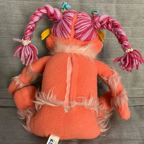 Lunnis Lupita Singing Plush Doll like new