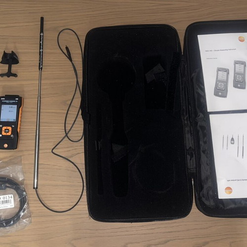 Testo 440 new measuring instrument with sensors and USB cable