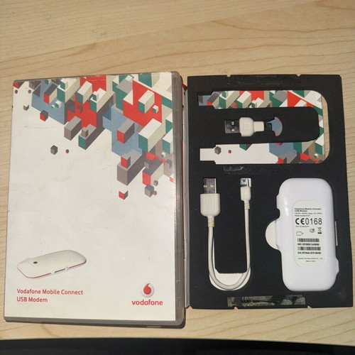 Vodafone Mobile Connect USB Modem Huawei E272 like new, complete set