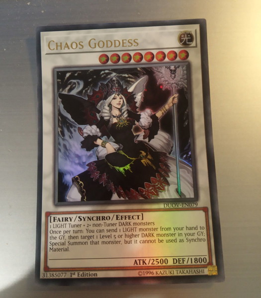 Chaos Goddess (Ultra Rare)