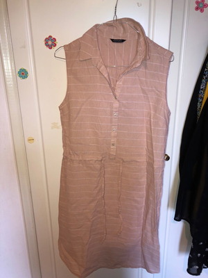 Esmara pink striped dress like new, one size, transparent