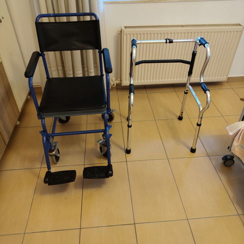 Mobility wheelchair with toilet function