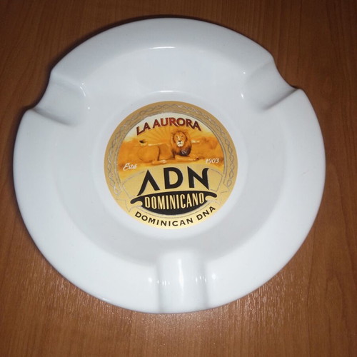 La AURORA collectible ashtray like new, diameter 19 cm, height 4.5 cm