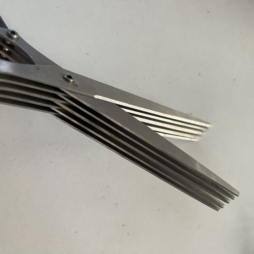 Scissors with 5 blades new, pack of 3