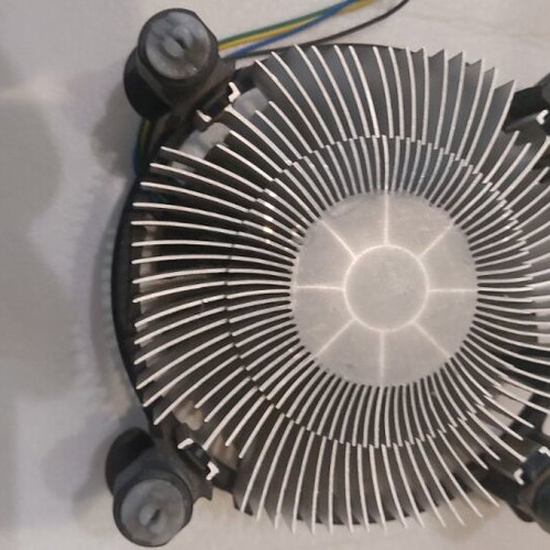 Intel i3 9100F 9th Gen Processor like new with cooler
