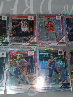 Donruss 24-25 πακέτο καρτών μπάσκετ με Spanoulis και Sloukas
