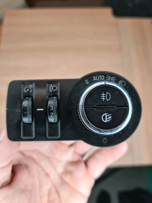 astra j light switch