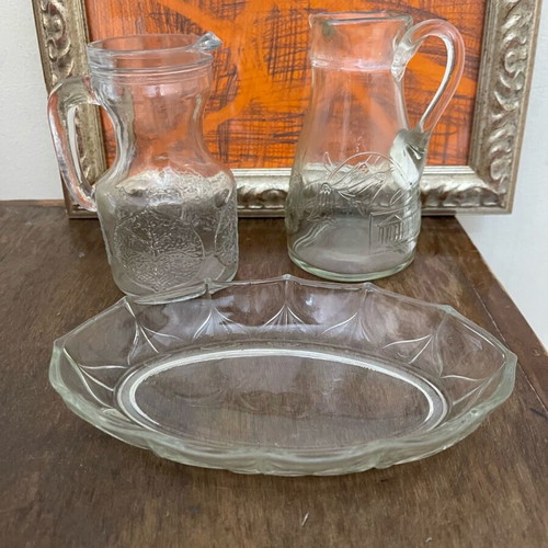 Vintage glass jug set 3 pieces like new