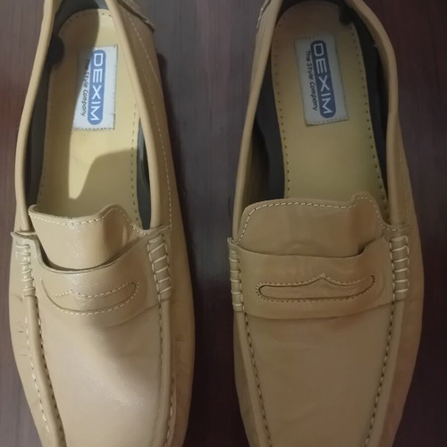 Dexim men's leather moccasins size 43 like new beige