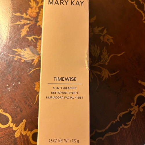 MARY KAY, TIMEWISE, 4-IN-1 CLEANSER, 127 g. MADE IN USA.