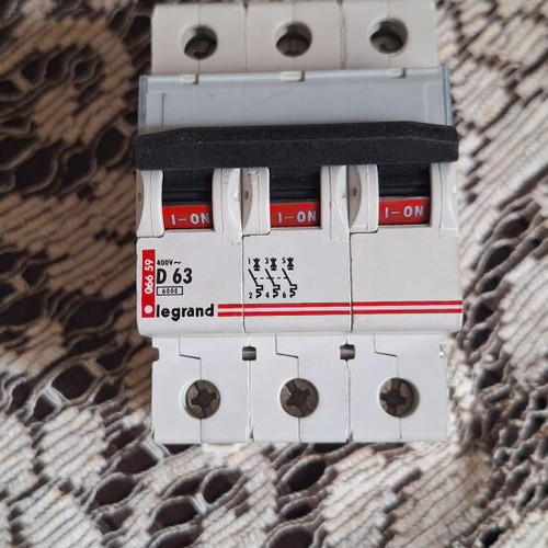 Legrand TX³ 3P Circuit Breaker 63A Curve D New