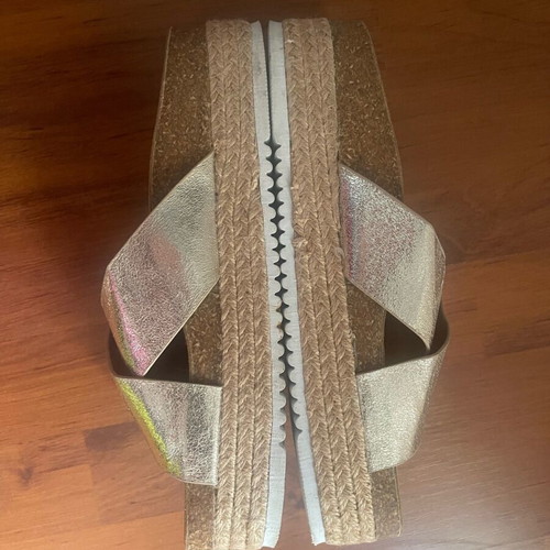 Fullah Sugah sandals platforms size 41 like new, gold silver
