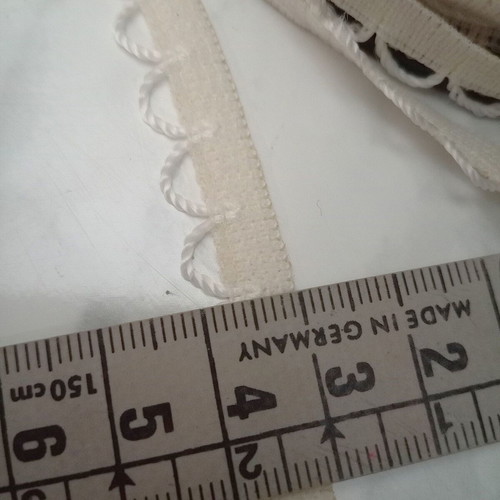 Elastic ribbon with loops like new, off-white-sugar color