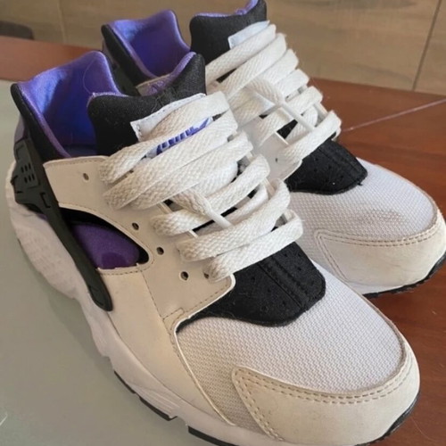 Nike athletic shoes like new, white with purple details, size 36.5