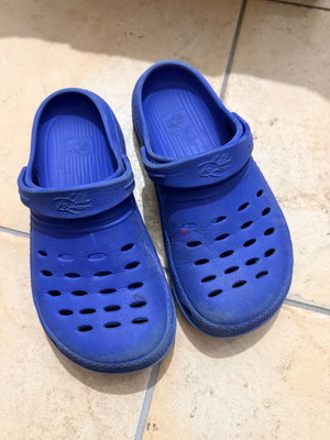 Crocs kids slippers used