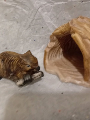 Woodland Surprises Beaver decoration new
