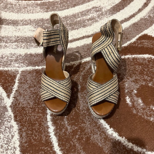 Attrattivo high-heeled pumps like new, size 38, beige/black/white