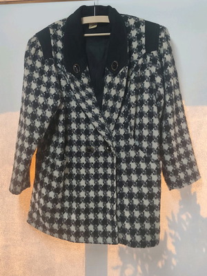 Vintage jacket coat like new black and white pied-de-poule double-breasted