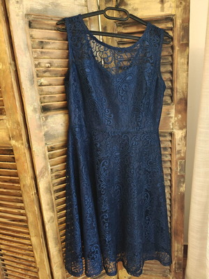 A-line dress with lace in navy blue like new, size XL