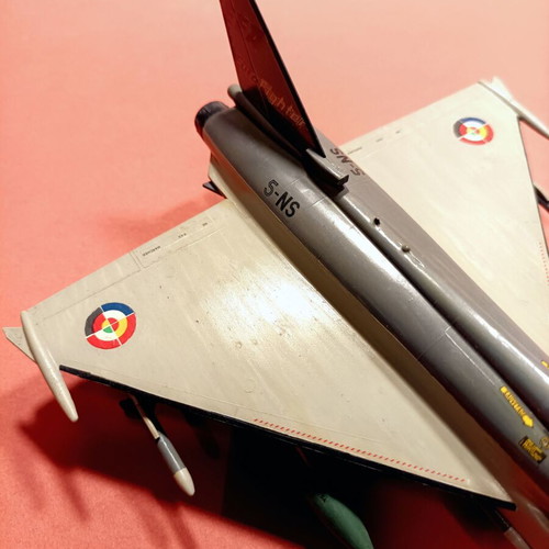 Plastic Eurofighter model 1/72 new, painted and armed