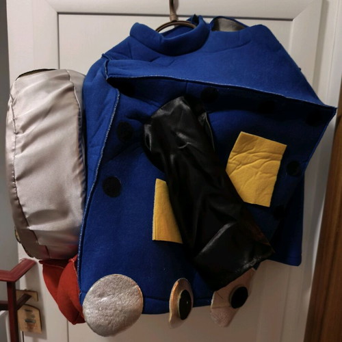 Thomas the Train Carnival Costume used, size 4