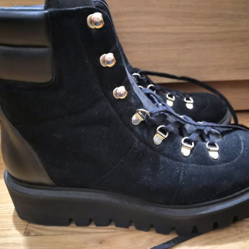 Stuart Weitzman Chalet Lug Suede and Leather Hiker Boots like new, size 40