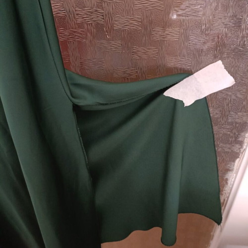Long green women's dress satin like new size M