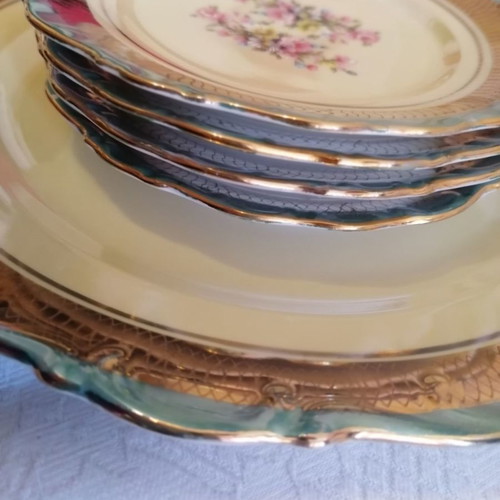 Bavarian porcelain dish set like new, 5 pieces with floral design