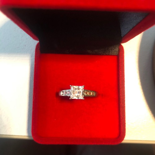 Engagement ring silver 925 with zircon, new
