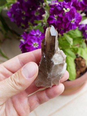 Smoky quartz natural raw crystal from Madagascar new 81.3 g