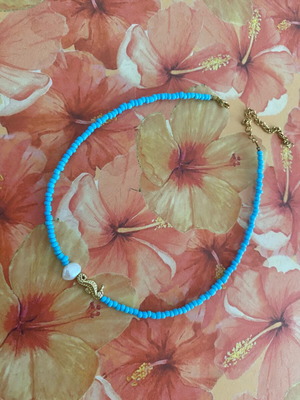 Necklace with turquoise beads and pearl new