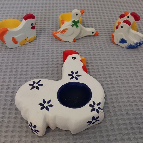 Easter egg holders like new, set of 4 pieces