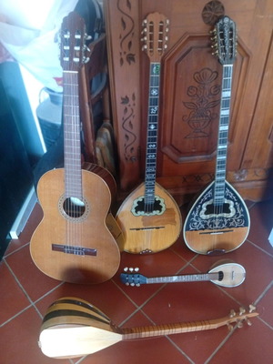 Vicente Sanchis classical guitar and 4-string bouzouki set with saz and baglamas