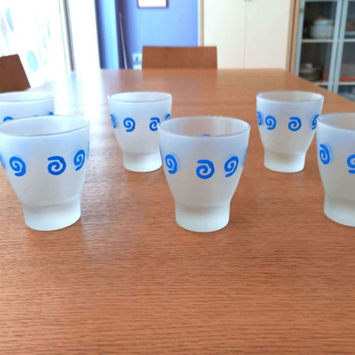 Glass tumblers set of 6 with spiral design, new