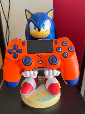 Sonic controller stand in excellent condition