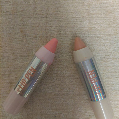 Lipsticks like new, pack of 5 pieces