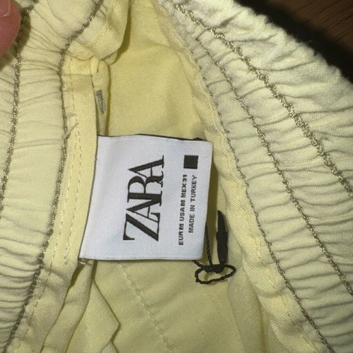 Zara long pants Medium yellow like new