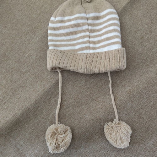 Pooh Disney baby hat with pom pom new