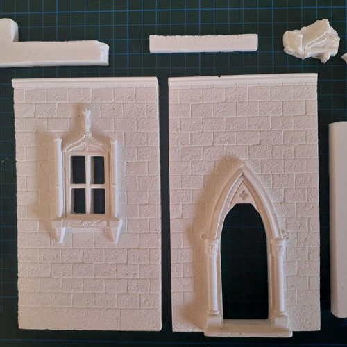 1/35 Ruins of a Church
