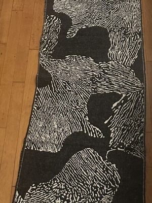Double-sided winter pashmina scarf, black and white