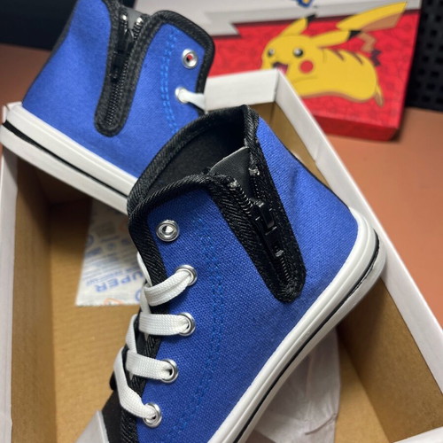 Pokemon kids canvas shoes with Pikachu new, size 28, blue