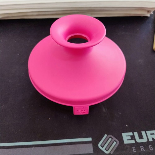 Vacu Vin PopSome snack bowl like new, pink