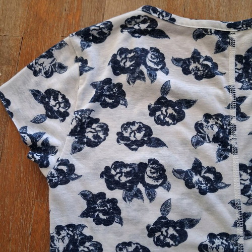 BSB blouse used, small size, white blue