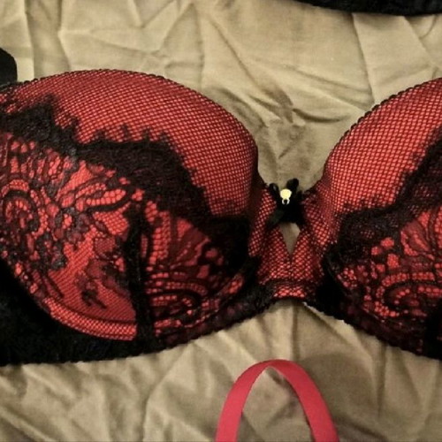 Bras used, 3 pieces, size 75B, Triumph and Yamamay