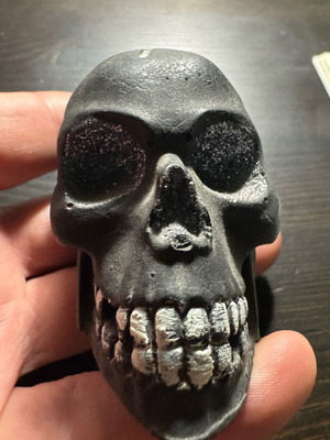 Press papier skull lava like new from Vesuvius