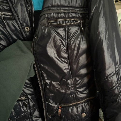 Black jacket like new, size L