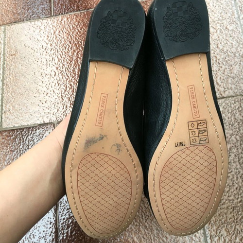 Vince Camuto leather ballet flats new, black with gold detail, size 37