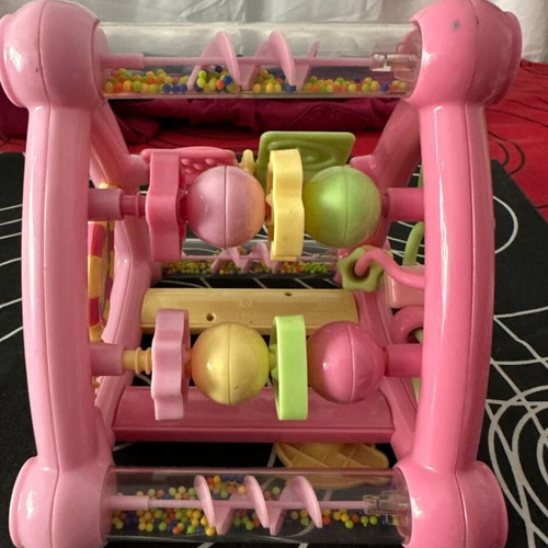 Baby Activity Cube like new, pink sensory toy